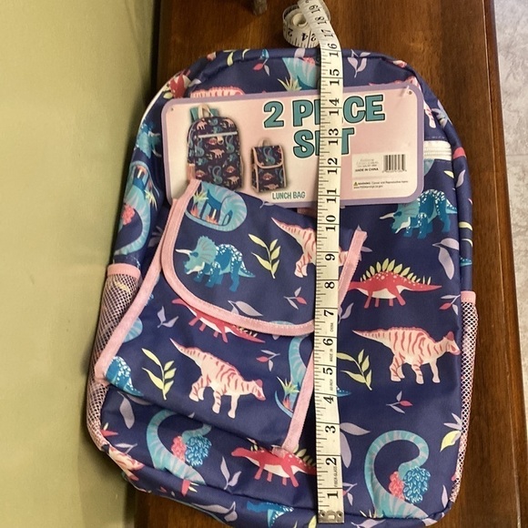 🎒DINOSAUR BACKPACK W/ MATCHING LUNCH BAG. - Picture 11 of 11